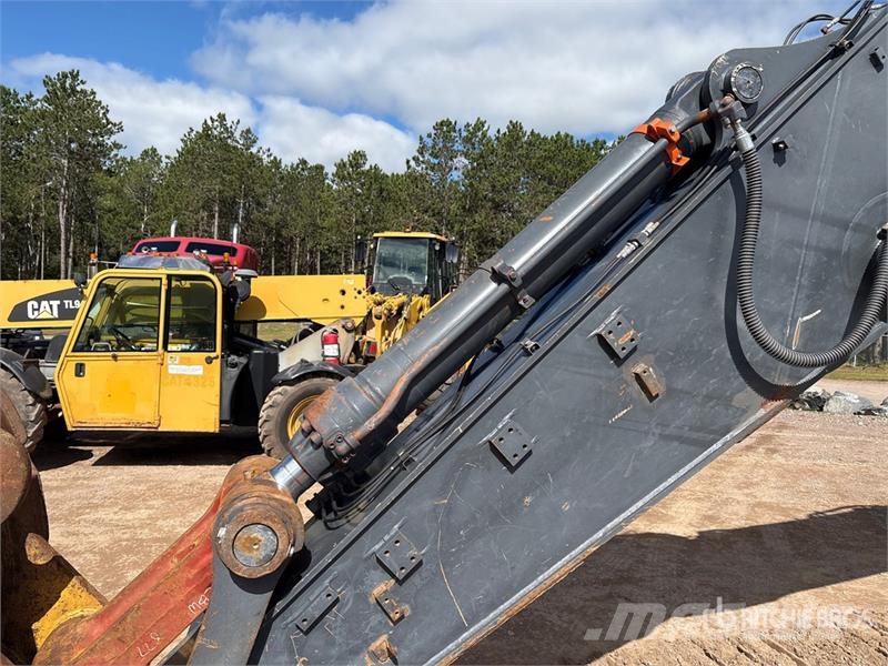 John Deere 450DLC Tracked Excavator Roomikekskavaatorid