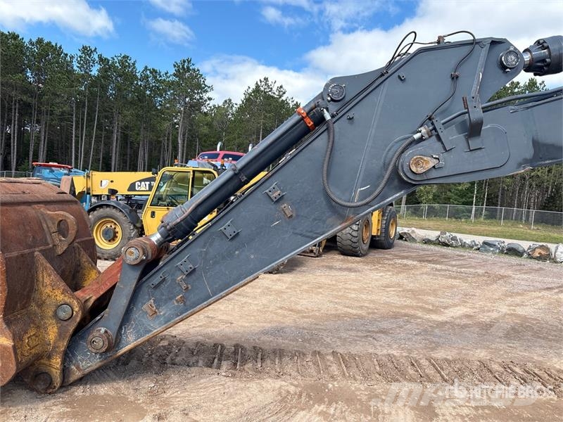John Deere 450DLC Tracked Excavator Roomikekskavaatorid