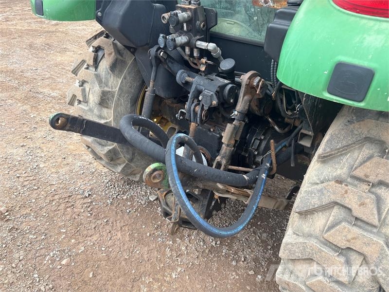 John Deere 5225 2WD Utility Tractor Compact tractors
