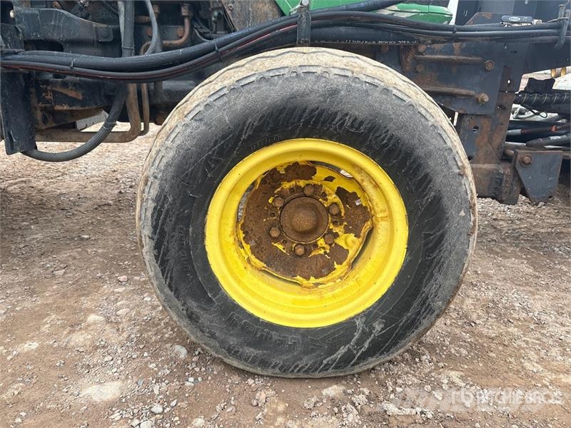 John Deere 5225 2WD Utility Tractor Compact tractors