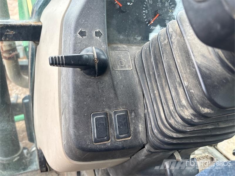 John Deere 5225 2WD Utility Tractor Compact tractors