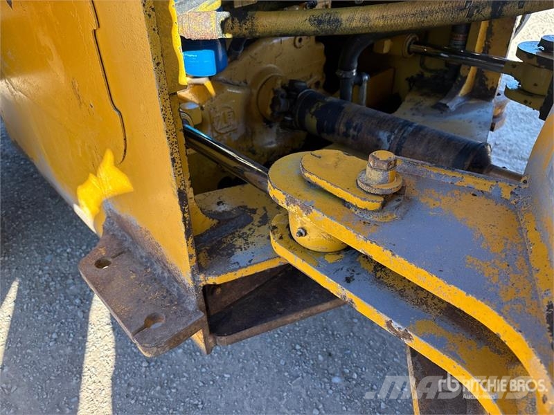 John Deere 544J Wheel Loader Фронтальні навантажувачі