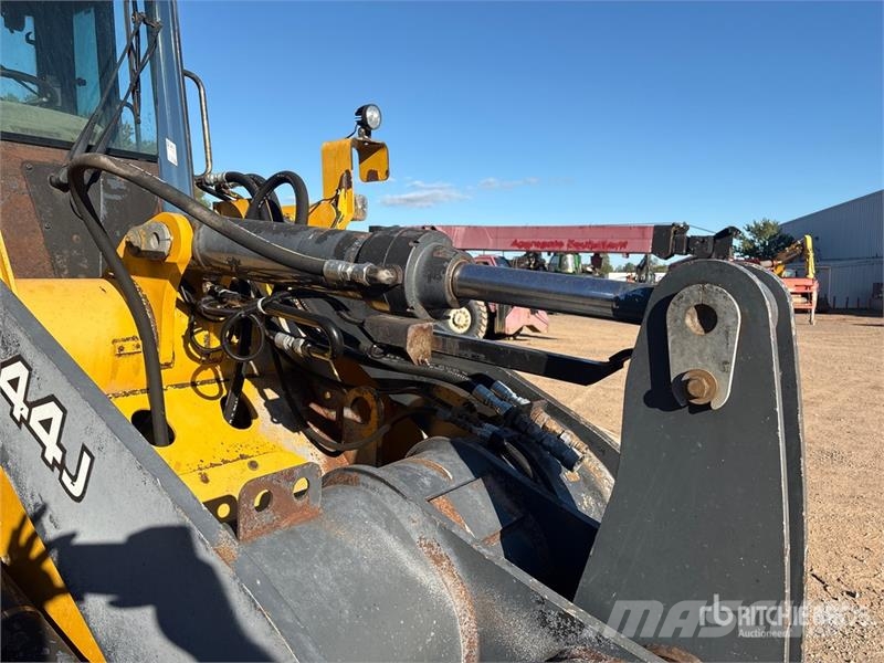 John Deere 544J Wheel Loader Фронтальні навантажувачі
