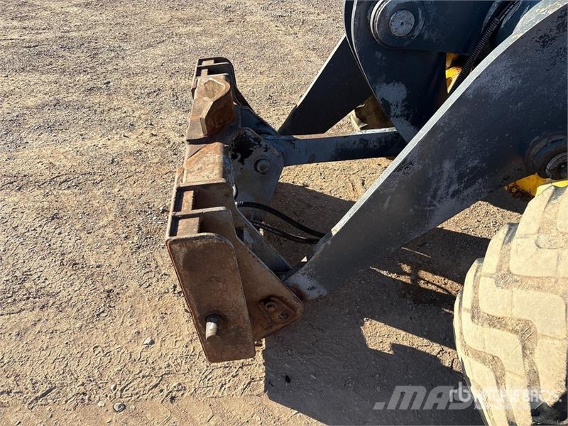 John Deere 544J Wheel Loader Фронтальні навантажувачі