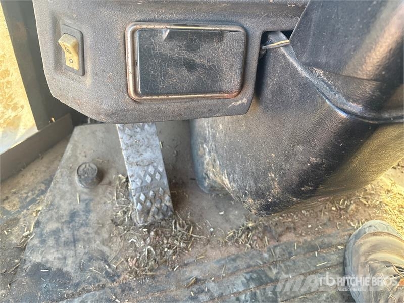 John Deere 544J Wheel Loader Фронтальні навантажувачі