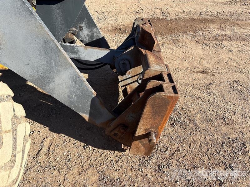 John Deere 544J Wheel Loader Фронтальні навантажувачі