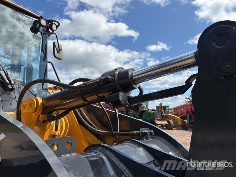 John Deere 544K Wheel Loader Wheel loaders