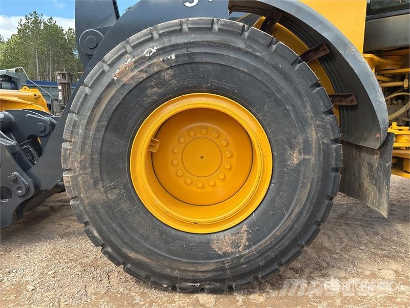 John Deere 544K Wheel Loader Wheel loaders