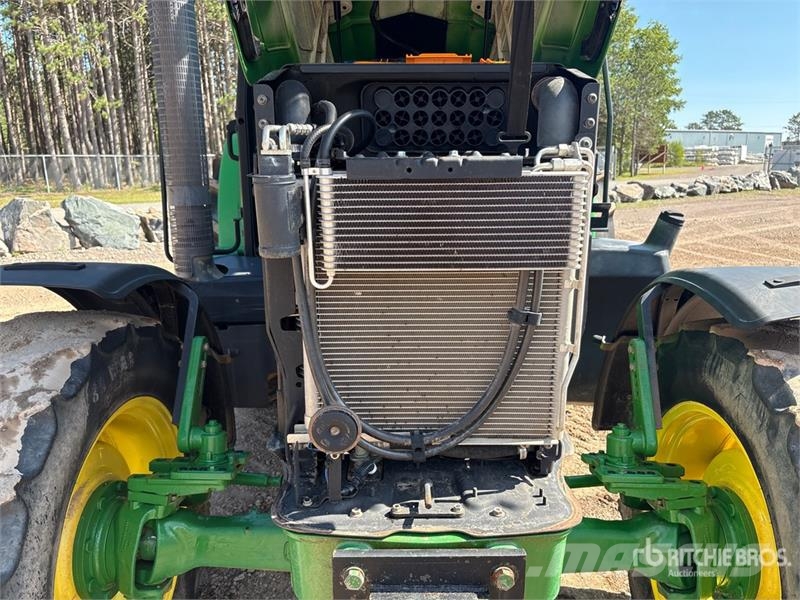 John Deere 6115M Трактори