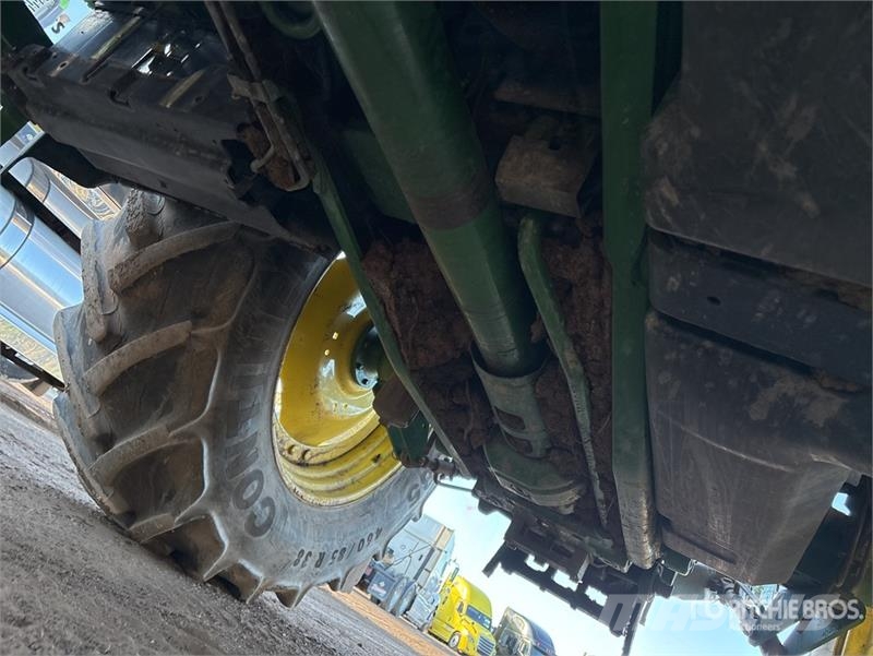 John Deere 6115M Traktorji