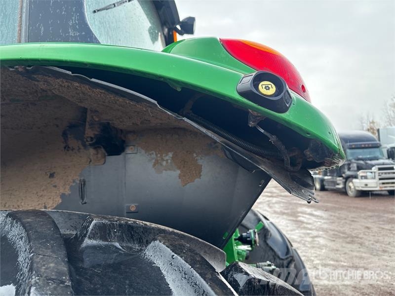 John Deere 6120M 4WD Tractor (Inoperable) 曳引機