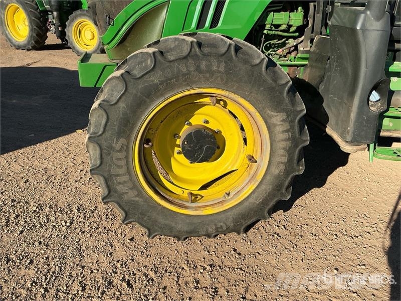 John Deere 6120M 4WD Tractor (Inoperable) الجرارات