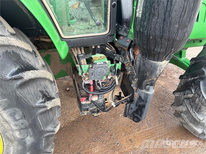 John Deere 6120M 4WD Tractor (Inoperable) 曳引機