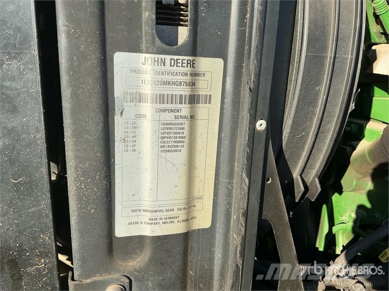 John Deere 6120M 4WD Tractor (Inoperable) الجرارات