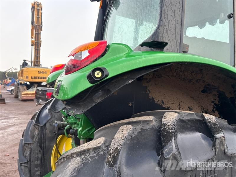John Deere 6120M 4WD Tractor (Inoperable) 曳引機