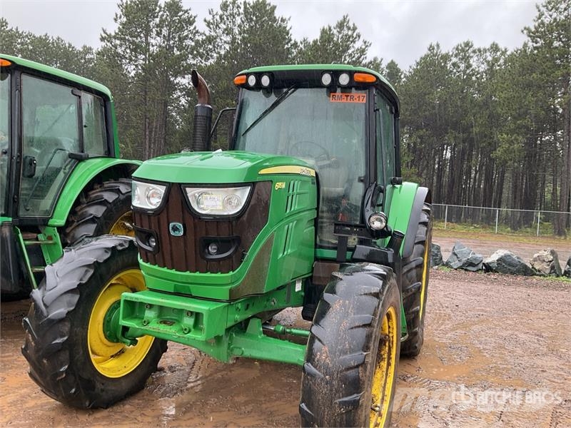 John Deere 6155M الجرارات