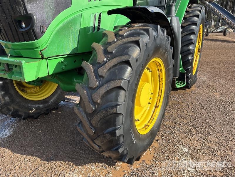 John Deere 6190R 4WD Tractor Traktori