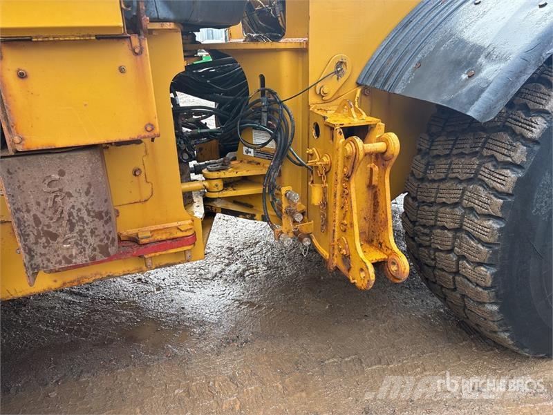 John Deere 644 K Wheel Loader Gumikerekes homlokrakodók