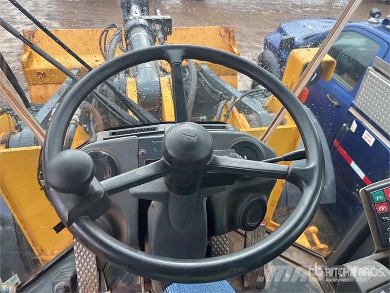 John Deere 644 K Wheel Loader Gumikerekes homlokrakodók