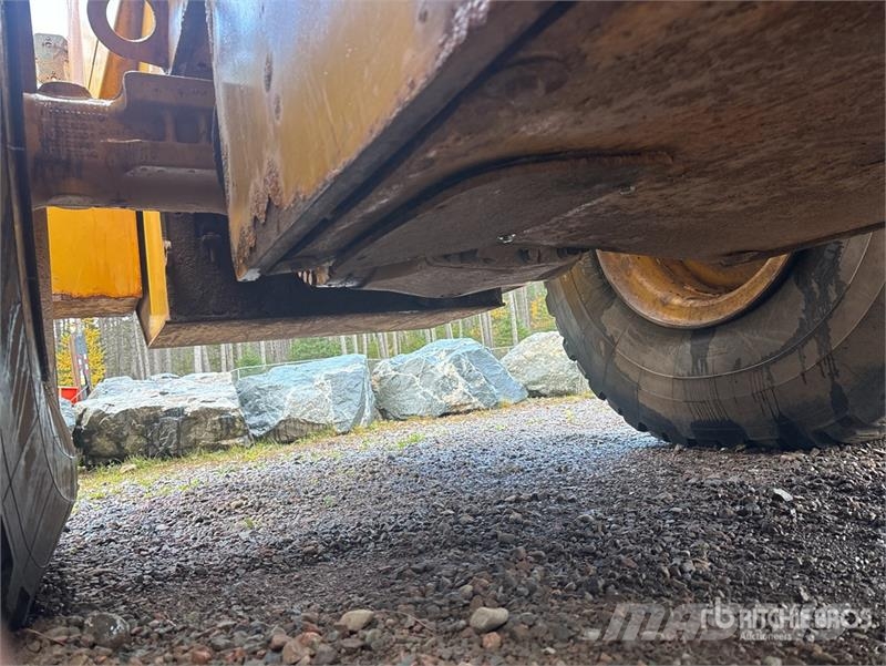 John Deere 644 K Wheel Loader Gumikerekes homlokrakodók