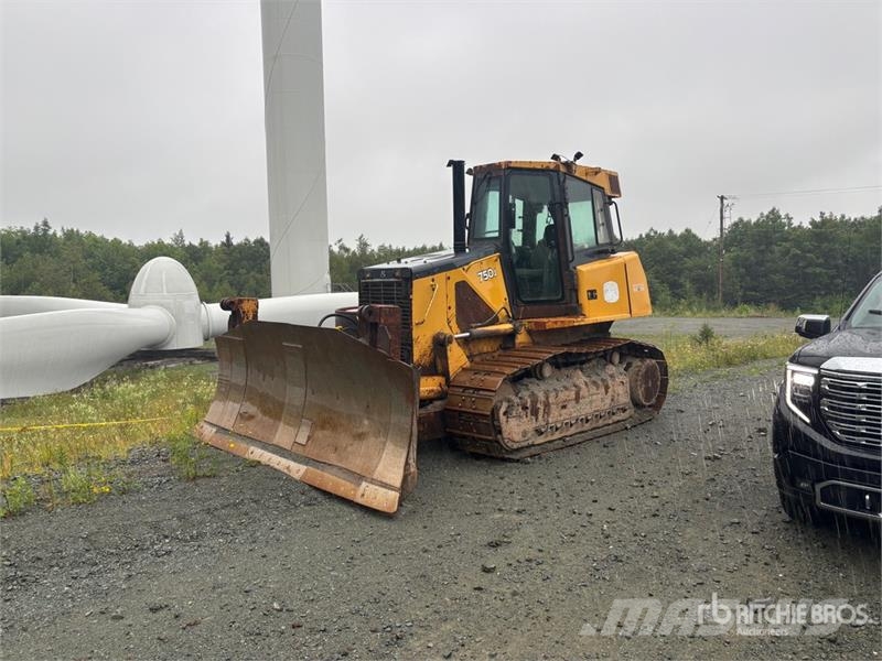 John Deere 750J Crawler Dozer بلدوزرات مجنزرة