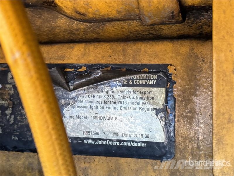 John Deere 824K Wheel Loader Kolové nakladače