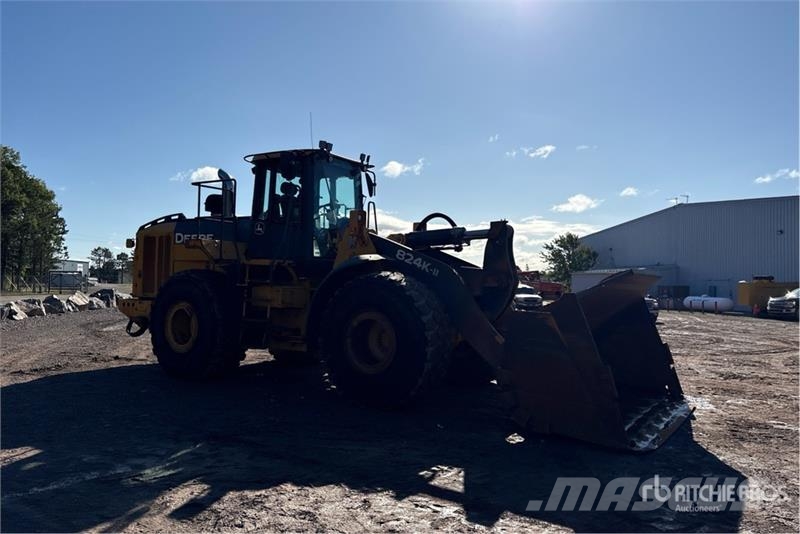 John Deere 824K Wheel Loader Kolové nakladače