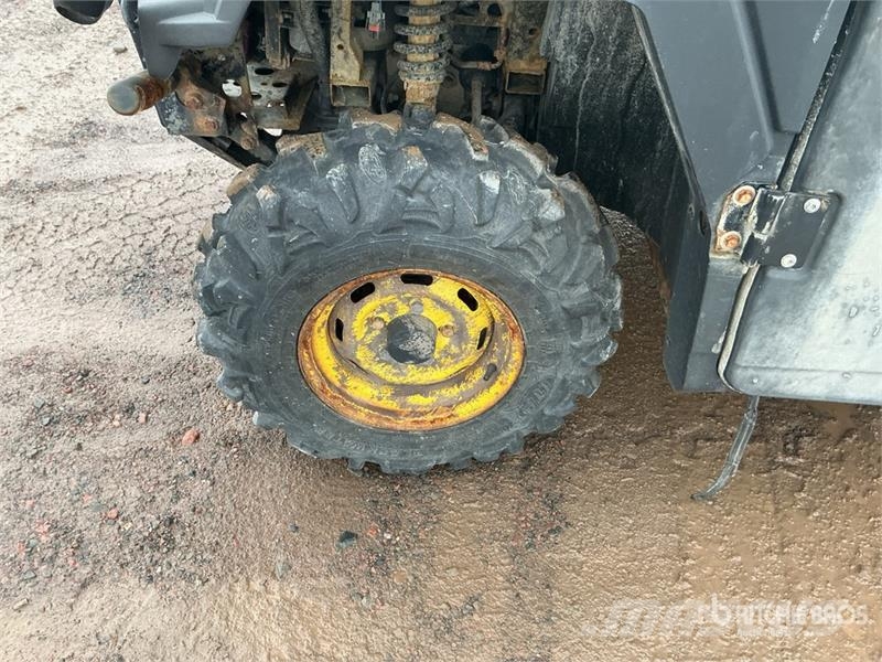 John Deere XUV835M 4x4 Utility Vehicle Pomožni stroji