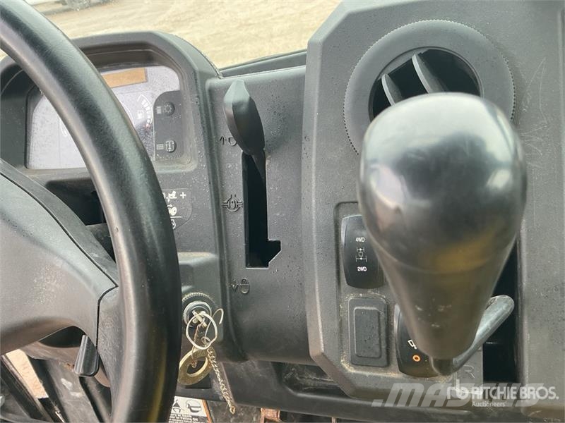 John Deere XUV835M 4x4 Utility Vehicle Pomožni stroji