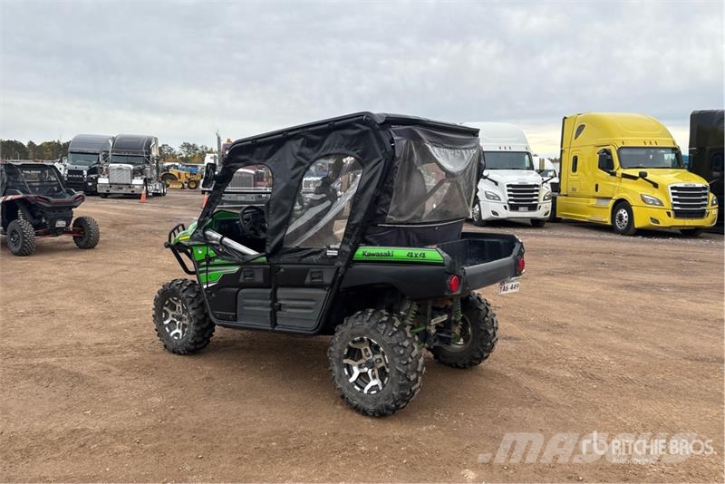 Kawasaki TERYX 4 800 4x4 Side By Side Voiture