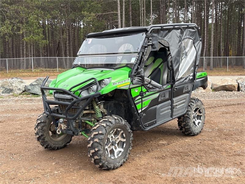 Kawasaki TERYX 4 800 4x4 Side By Side Voiture