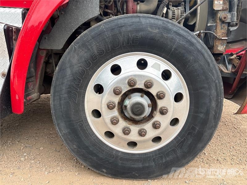 Kenworth T370 Vetopöytäautot