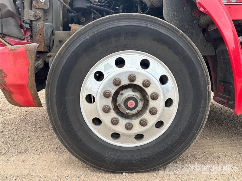 Kenworth T370 Vetopöytäautot