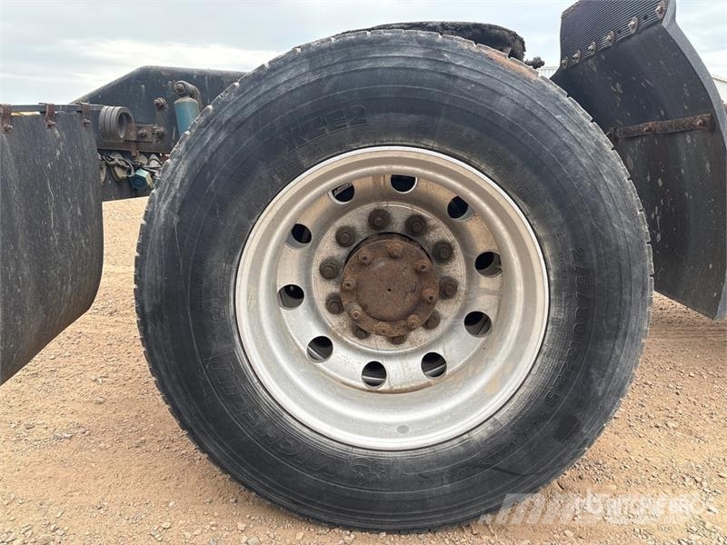 Kenworth T370 Vetopöytäautot