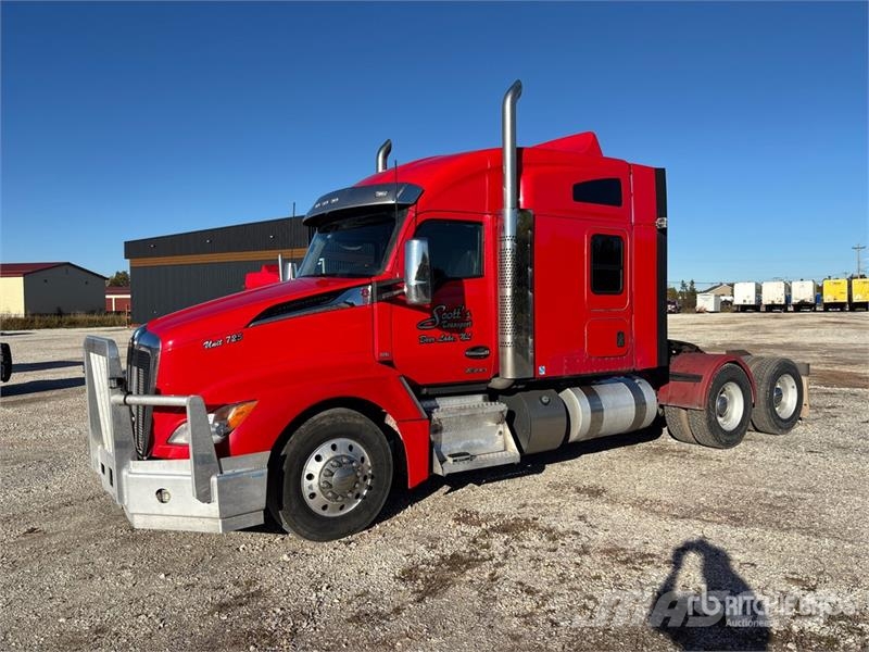 Kenworth T680 وحدات الجر