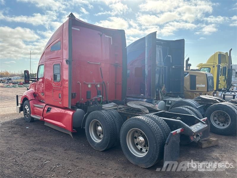 Kenworth T680 트랙터 유닛