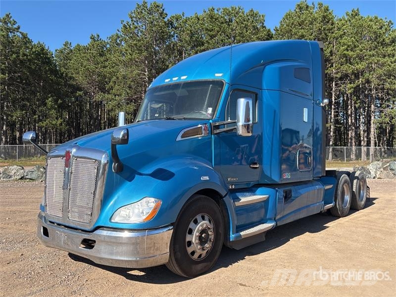 Kenworth T680 Sadulveokid