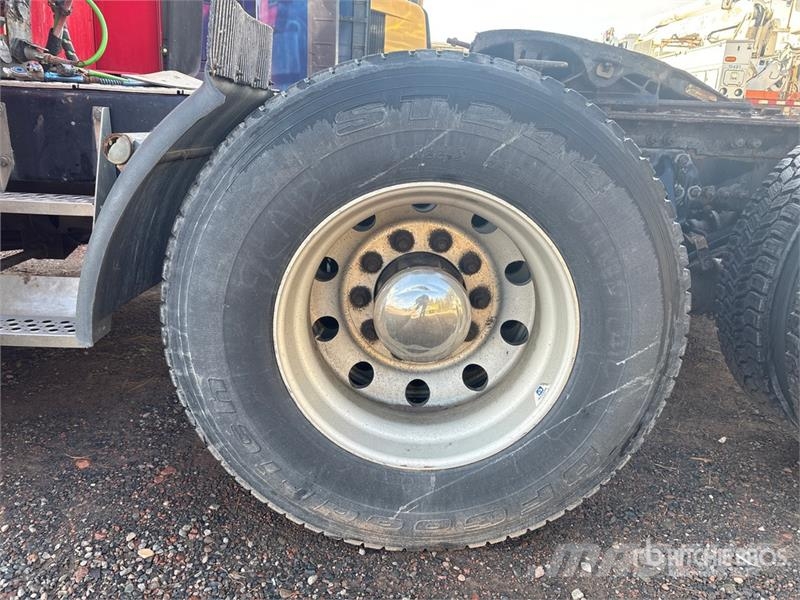Kenworth T680 트랙터 유닛