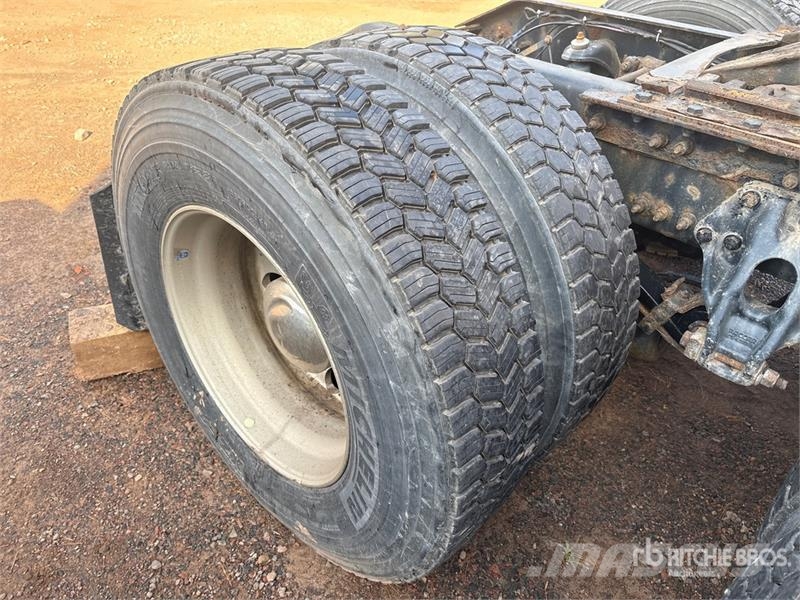 Kenworth T680 트랙터 유닛