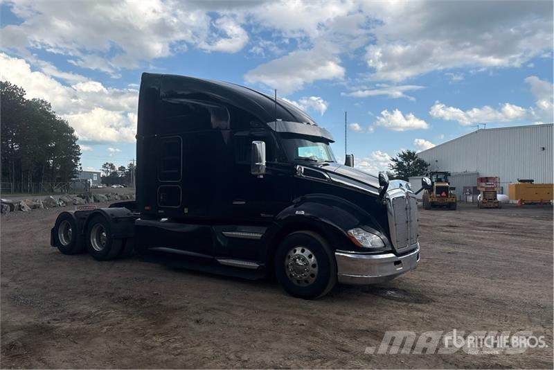 Kenworth T680 Prime Movers
