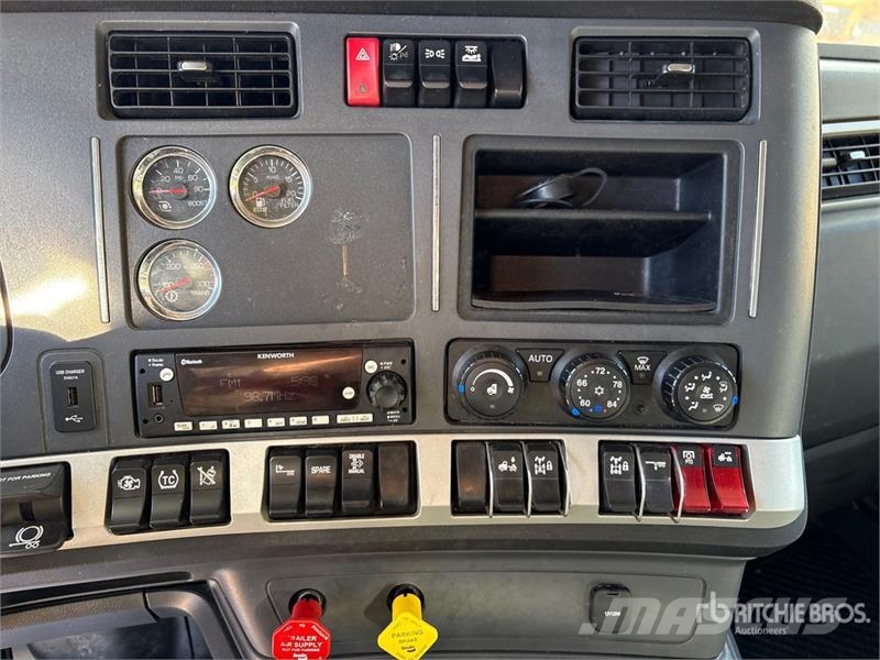 Kenworth T680 Sattelzugmaschinen