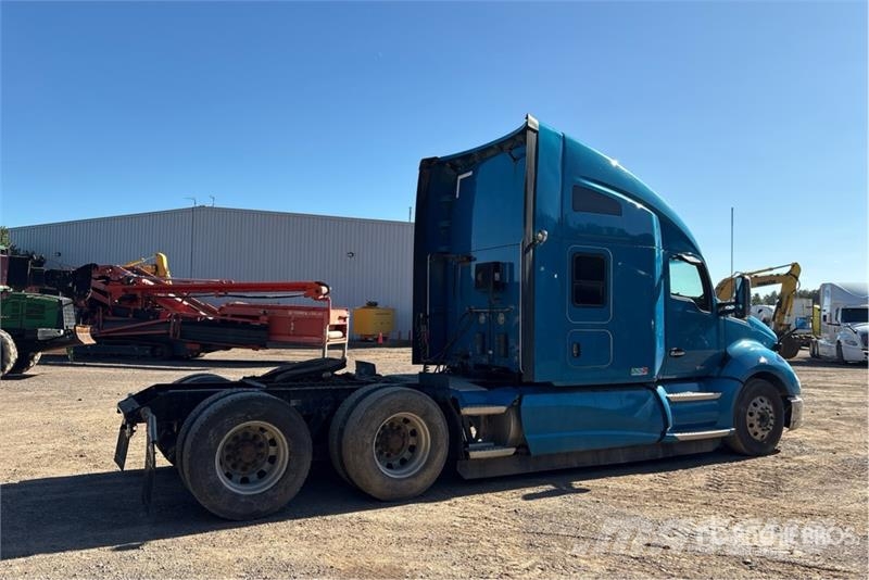 Kenworth T680 Sadulveokid