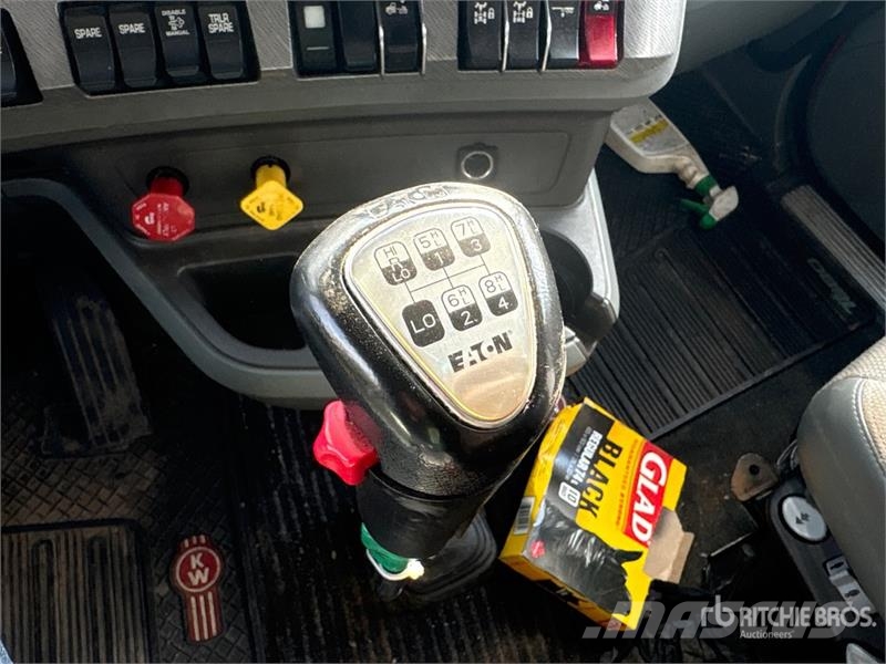 Kenworth T680 트랙터 유닛