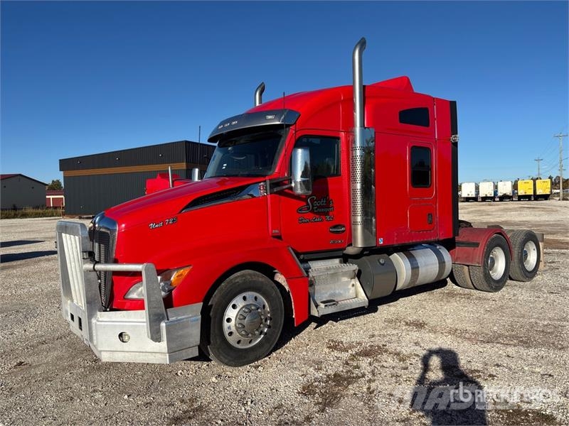 Kenworth T680 وحدات الجر