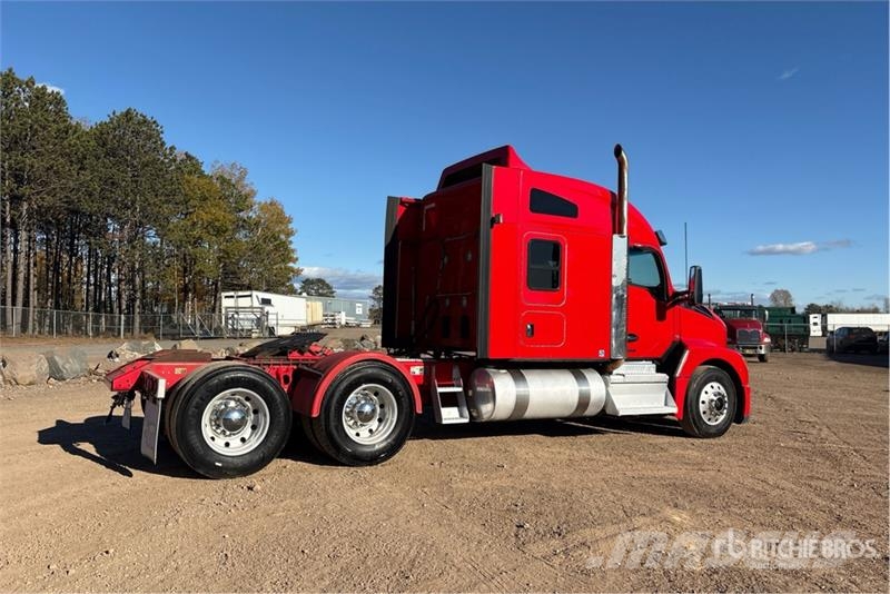 Kenworth T680 Vilcēji
