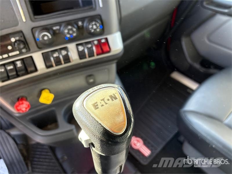 Kenworth T680 Sattelzugmaschinen