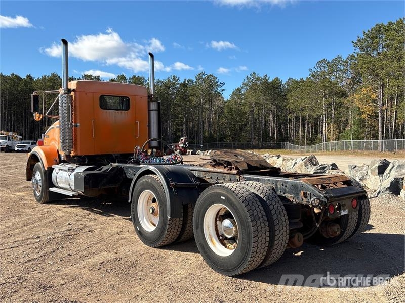 Kenworth T800 Trekkers