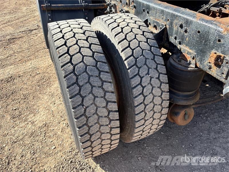 Kenworth T800 Trekkers