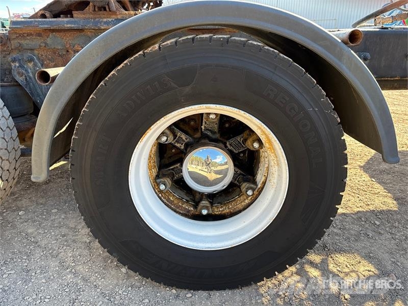 Kenworth T800 Trekkers