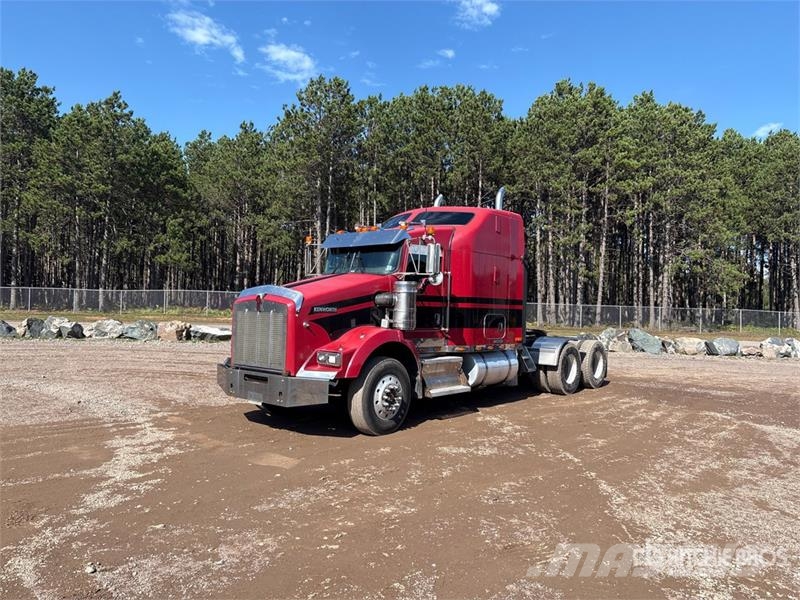 Kenworth T800 Sattelzugmaschinen